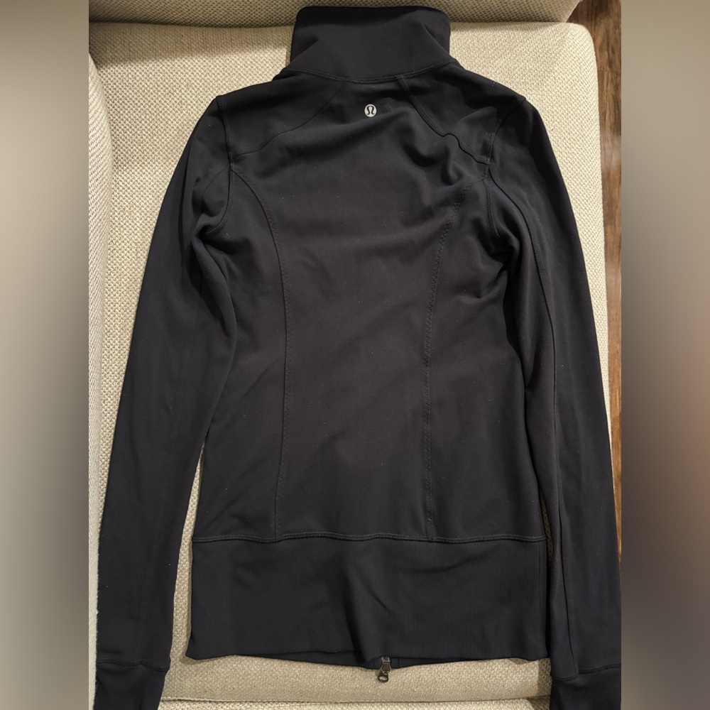 Lululemon Nice Asana Jacket *Ruffle, Size 4 - Picture 11 of 11